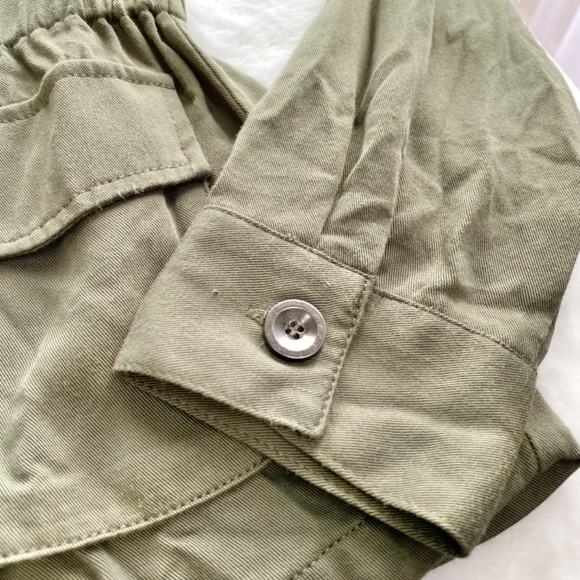 Francesca’s Collections Green Military Lightweight Jacket Size Medium - Picture 7 of 16